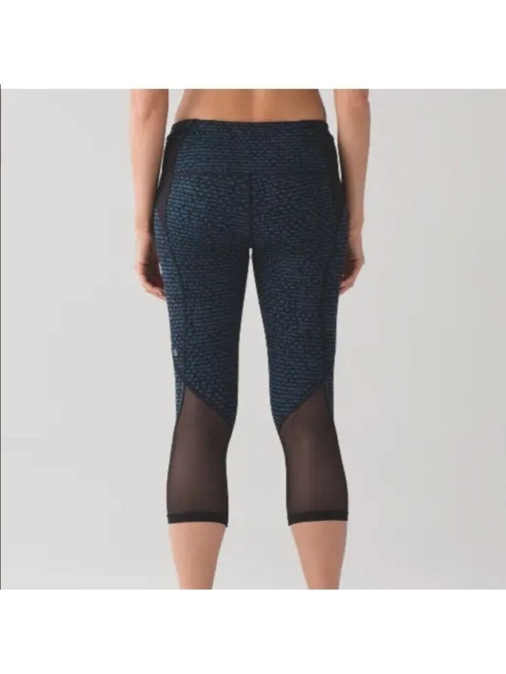 LULULEMON Free Runner Crop (19") Size 12 Shatter Weave Desert Teal Alberta Lake